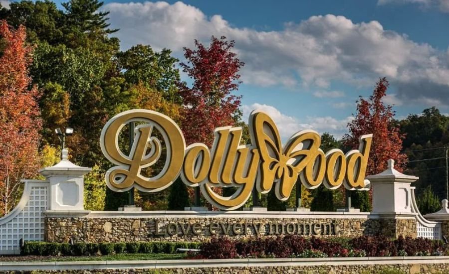 why is dollywood closed